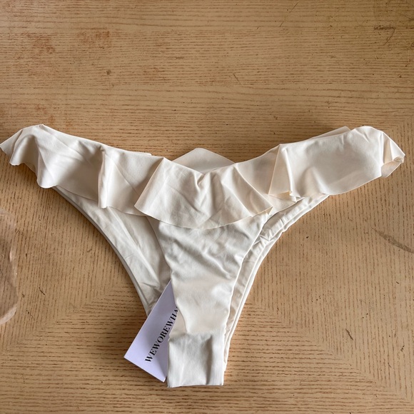 WEWOREWHAT Ruffle Delilah Bikini top and bottom new small - Picture 8 of 13